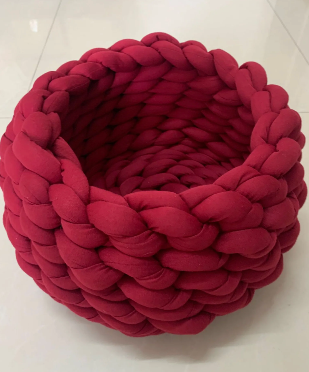 FellNest – Handgeflochtenes Katzenkorbchen