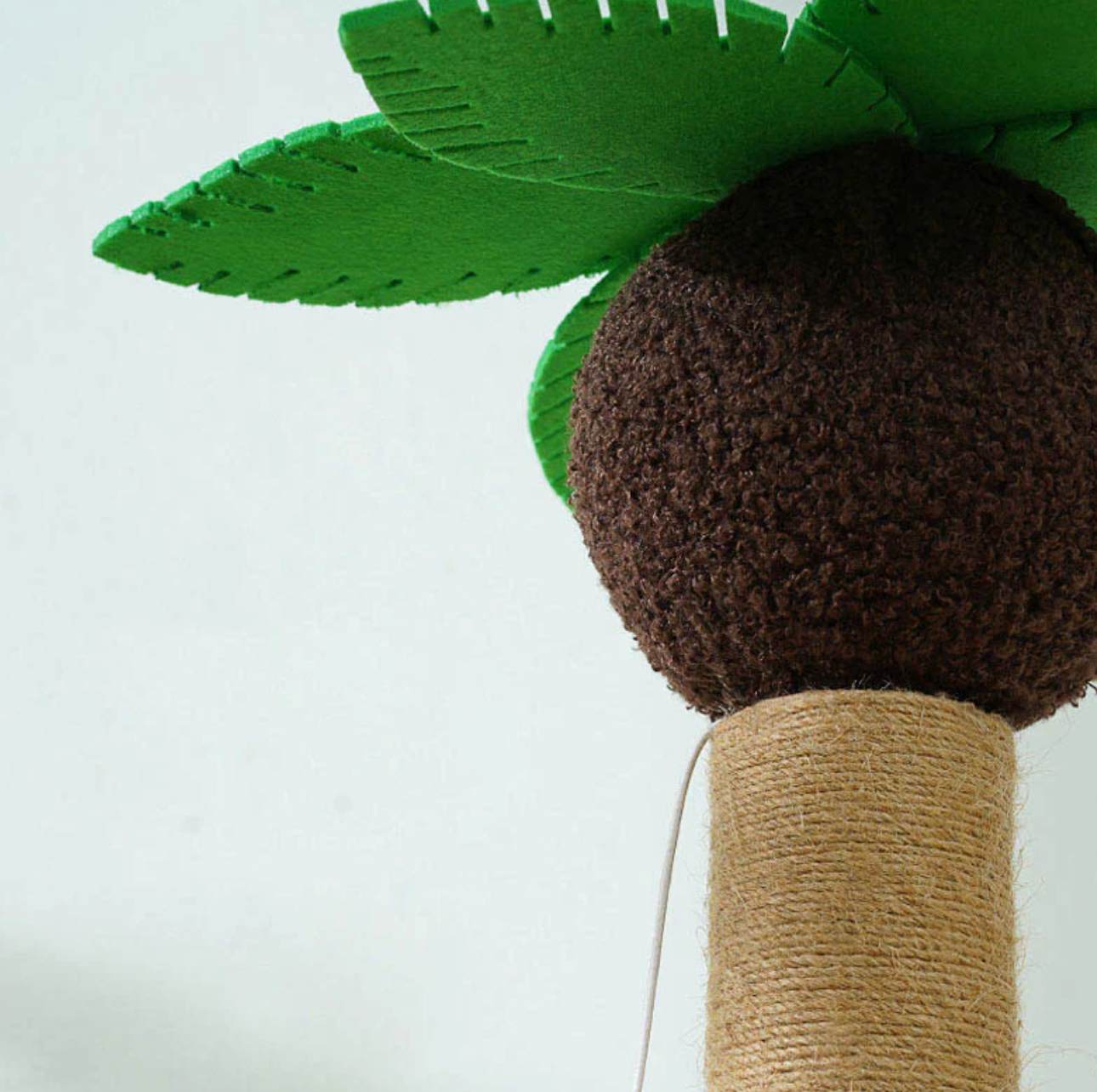 FellPalme – Katzen Kratzbaum mit Sonnenliege