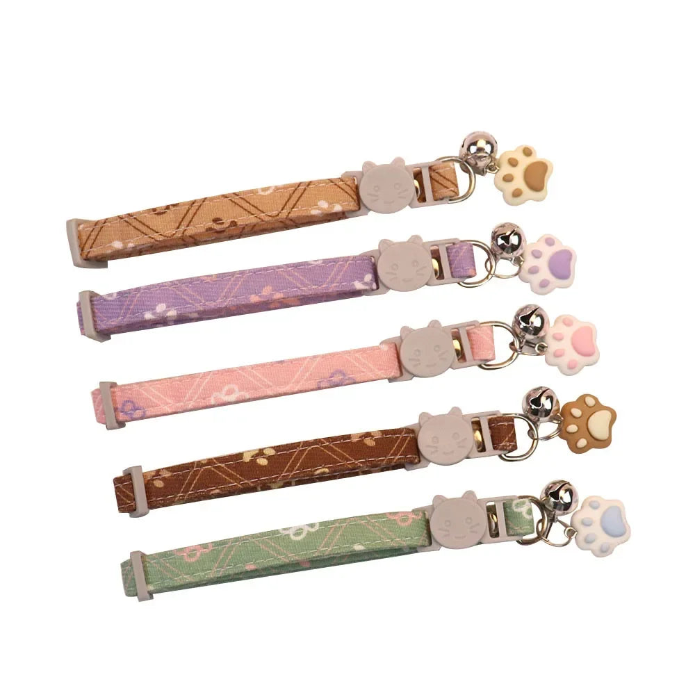 Niedliches Pfötchen-Halsband
