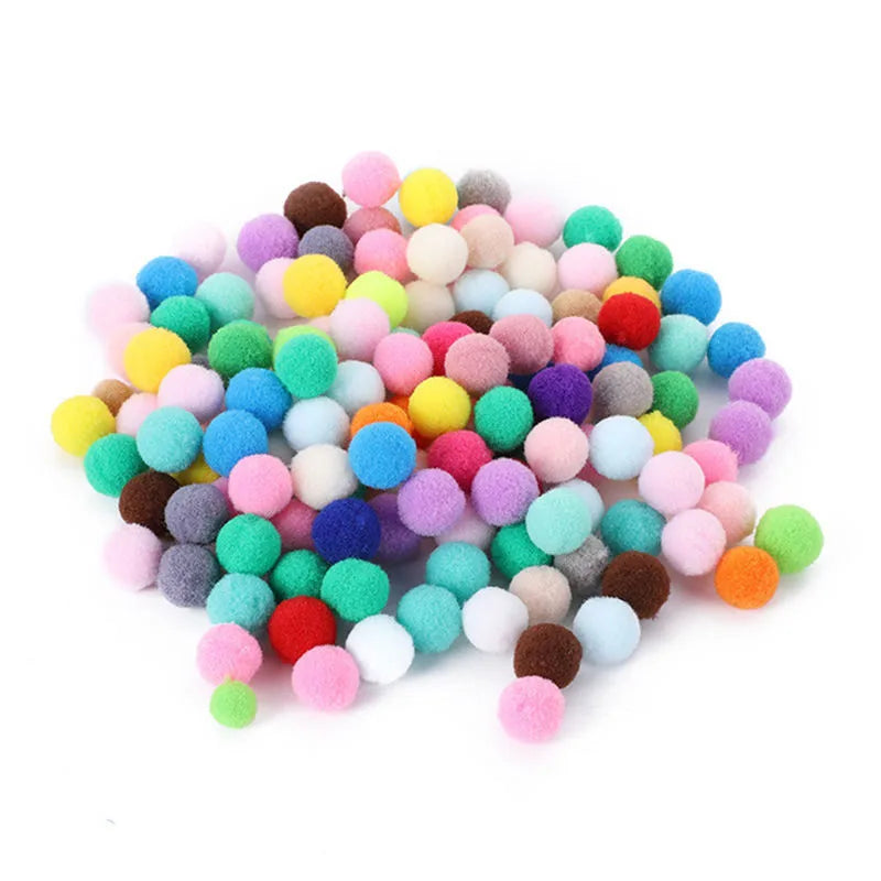 Bunte Plüschbälle
