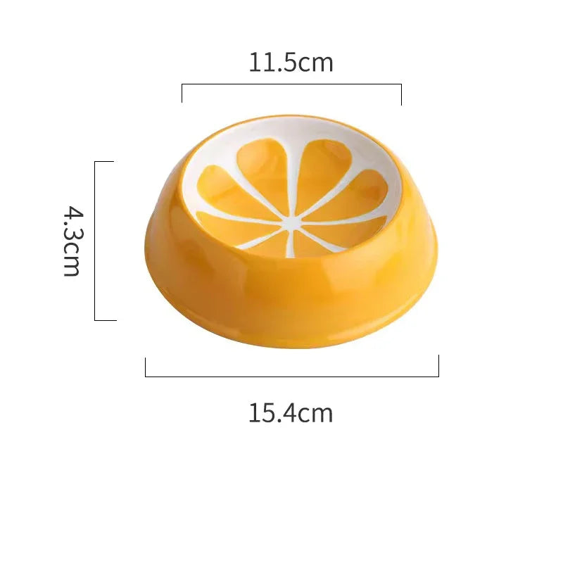 Fruchtige Keramiknäpfe