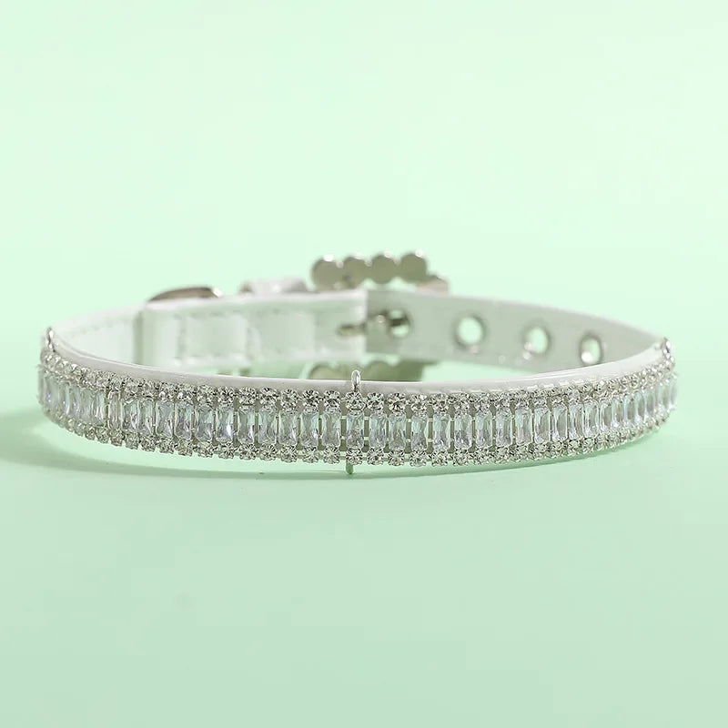 Perlenhalsband mit Strass