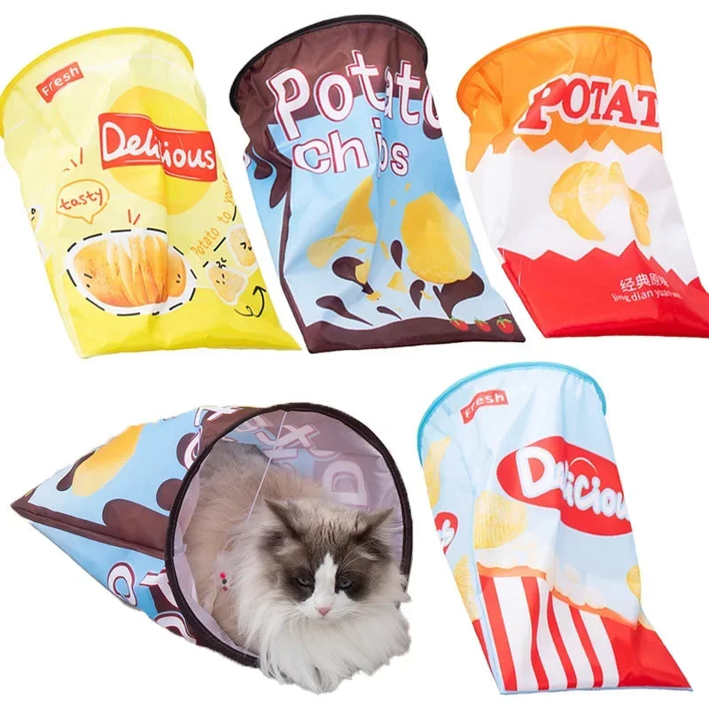 Katzentunnel im Chipstüten-Design