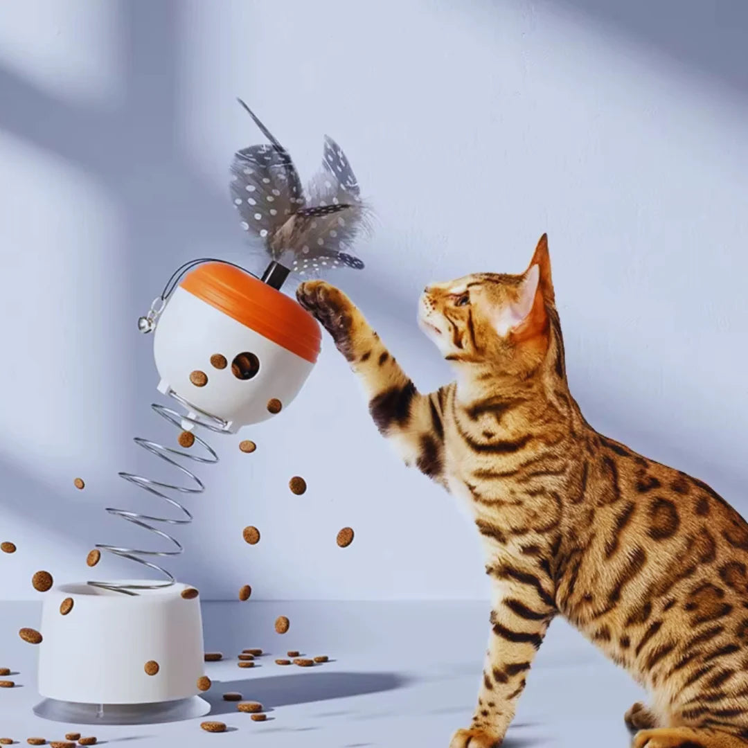 SpielInstinkt – Intelligentes Katzenspielzeug mit Federn & Leckerli-Ausgabe