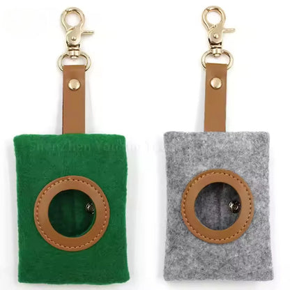 CleanWalk – Filz-Kotbeutelspender mit Lederband für Hunde