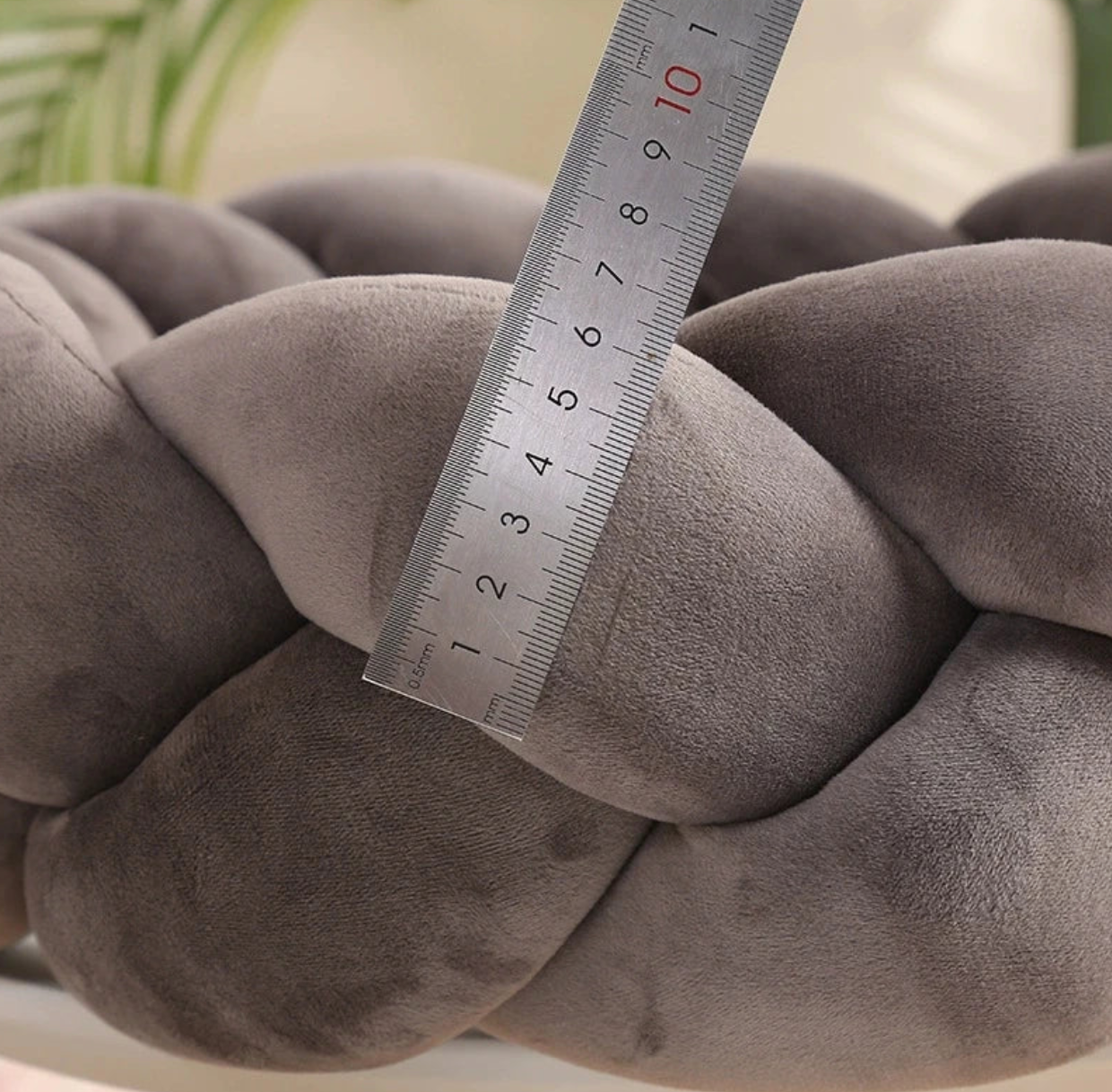 TraumNest – Luxus-Hundebett für stilvollen Schlaf