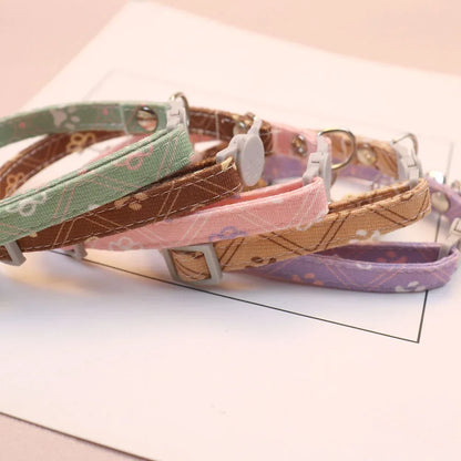 Niedliches Pfötchen-Halsband
