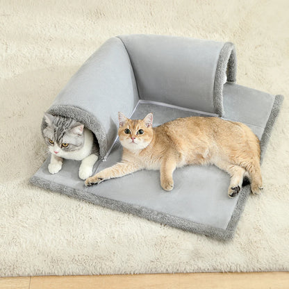 Kuscheliges Katzenbett mit Tunnel